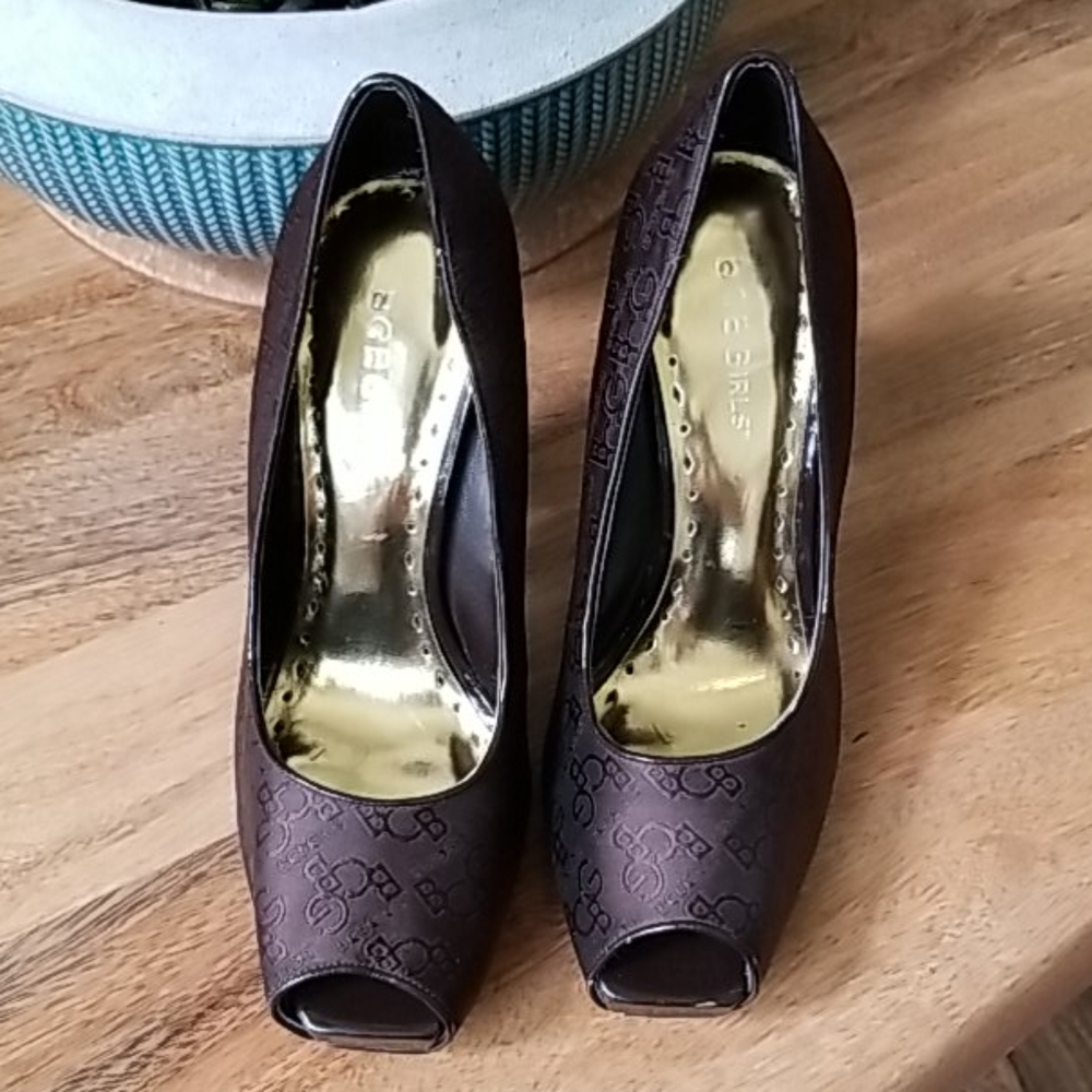 BCB Girls Brown Pumps Size 7  style Meryl - Picture 2 of 7